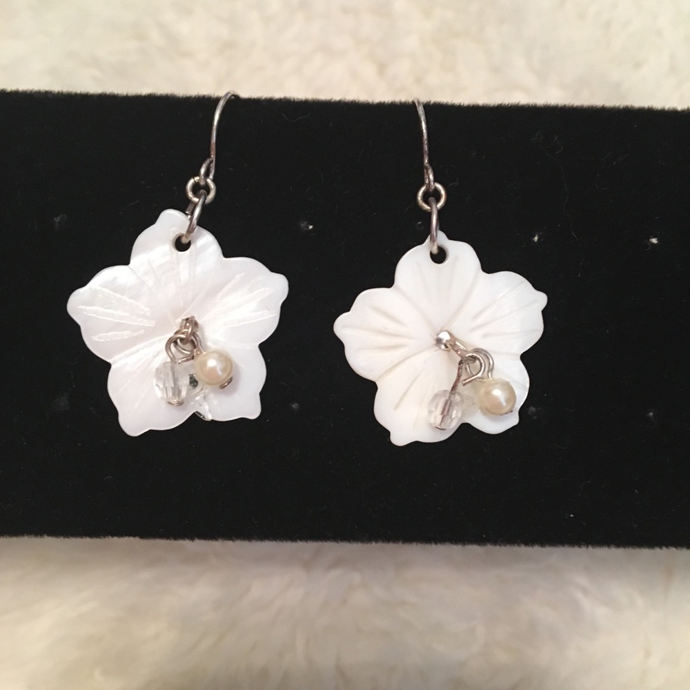 Flower Dangle‎ Earrings